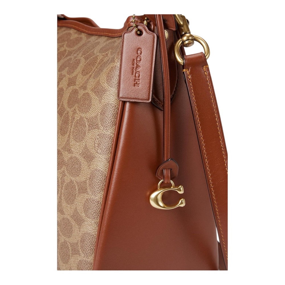 COACH
Coated Canvas Signature Cary Shoulder Bag - Picture 4 of 7